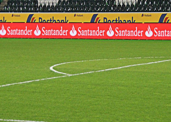 بیلبورد تبلیغاتی دیجیتال نمایشگر بزرگ محیط بیرونی ورزشی نمایشگر P20 Mm