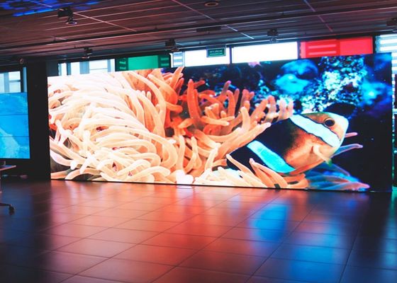 1200 سی دی در متر مربع SMD2020 P3.91mm جلوی نمایشگر LED 500x500 میلی متر