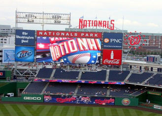 تابلوی تبلیغاتی در فضای باز LED با کیفیت بالا در خارج از صفحه نمایش LED 6000 تا 8000 سی دی / Sqm