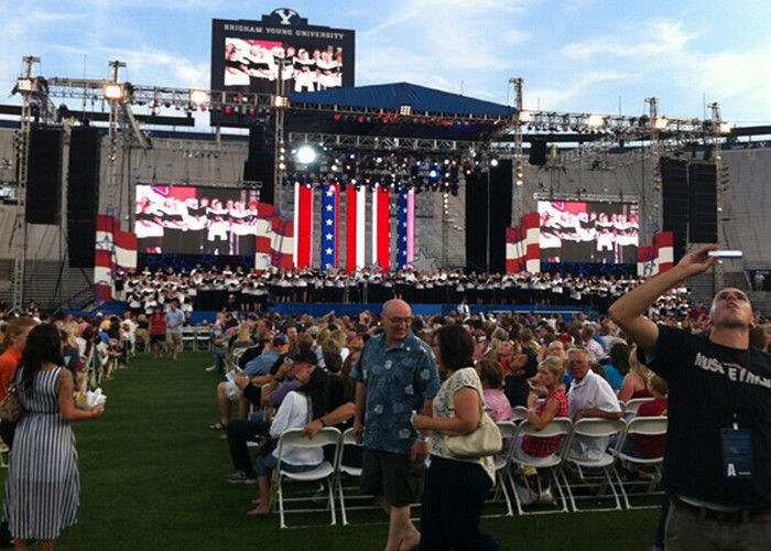 صفحه نمایش تبلیغاتی LED P8 کنسرت نمایش تلویزیون StageRent LED نمایش دادن فیلم Wall 1R1G1B