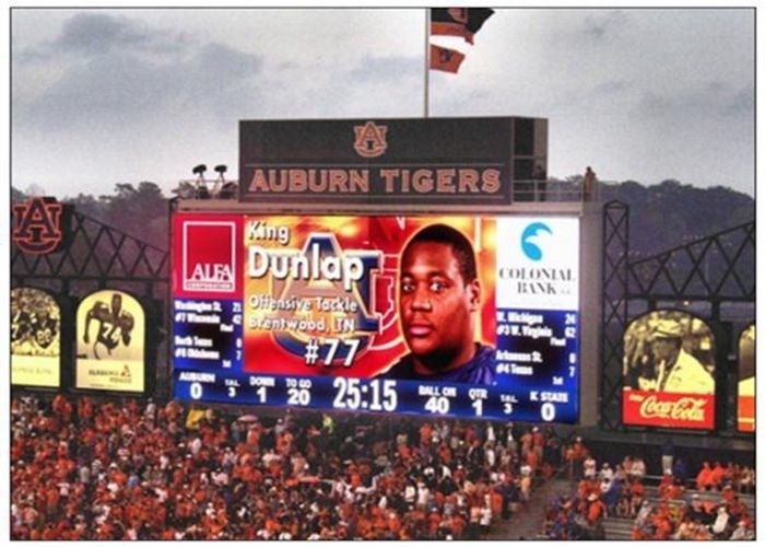 5000nits P10mm در فضای باز نمایشگر LED تمام رنگی فروشگاه پیمایش